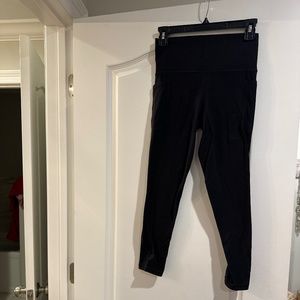 Athleta Salutation Stash Pocket II 7/8